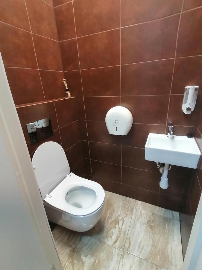Bazze Hostel ไคลเพดา ภายนอก รูปภาพ